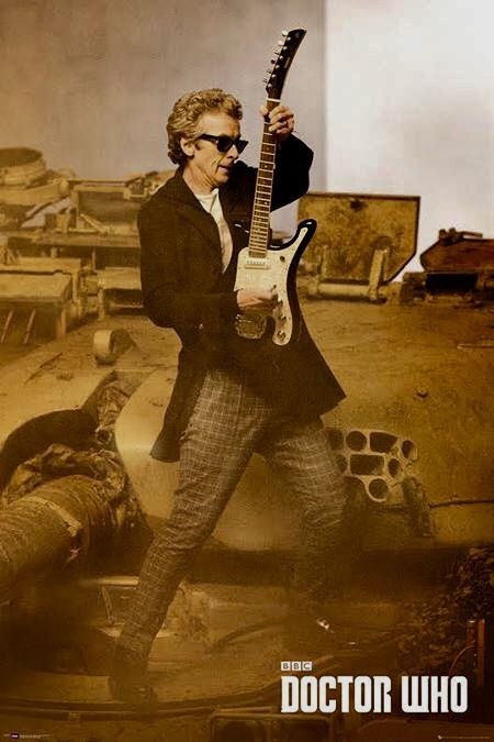 Doctor Who - 13th Doctor on guitar Capaldi Doctor Who, Doctor Who 12, Yamaha Guitar, 13th Doctor, Twelfth Doctor, Doctor Who Art, 12th Doctor, Peter Capaldi, Torchwood