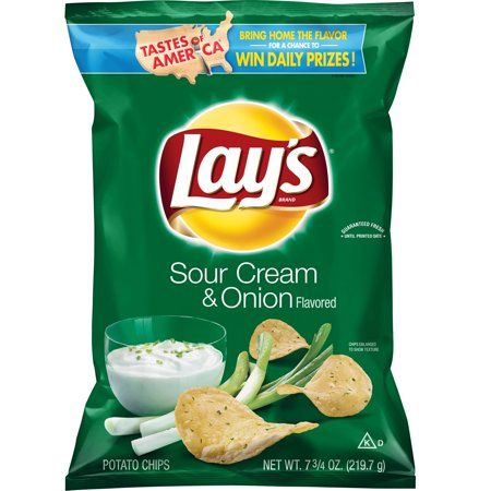 Sour Cream And Onion Chips, Onion Chips, Best Potato Chips, Potato Chip Flavors, Lays Chips, Lays Potato Chips, Frito Lay, Chips Brands, Grocery Foods