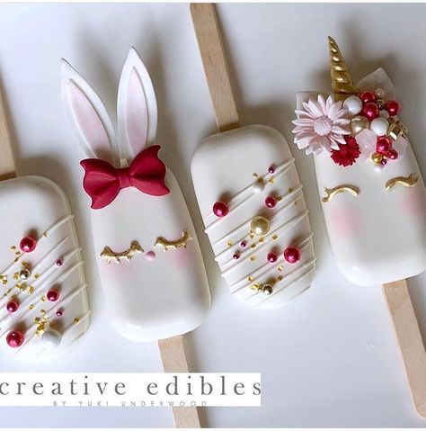 Bunny cake pop by @creativeediblesbyyuki #easter Bunny Cake Pops, Cake Sicles, Magnum Cake, Popsicles Cake, Ice Cream Cake Pops, Easter Cake Pops, Cake Popsicles, Chocolate Covered Treats, Salty Cake