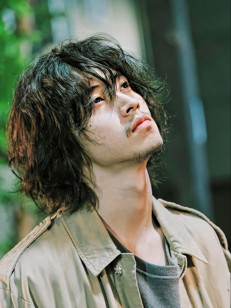 Men Longish Hair, Long Hairstyles For Men Korean, Japanese Men Hairstyle Long, Asian Men Reference, Male Long Hair Styles, Messy Hairstyles Men Long, Japanese Long Hair Men, Long Asian Hair Men, Longish Hair Men