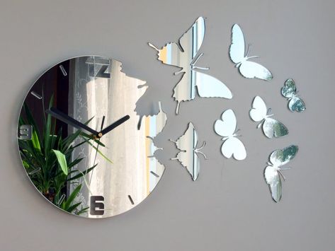 Butterfly Mirror, Mirror Wall Clock, Mirror Design Wall, Clock Gift, Wall Clock Design, Cool Mirrors, Unique Wall Clocks, Large Wall Clock, Wall Clock Modern