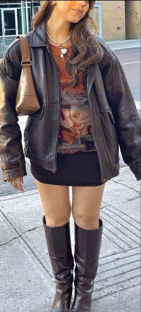 Outfit With Shorts, Vinter Mode Outfits, Skandinavian Fashion, Downtown Outfits, Neue Outfits, Leather Jacket Outfits, Looks Street Style, Mode Inspo, Fall Fits