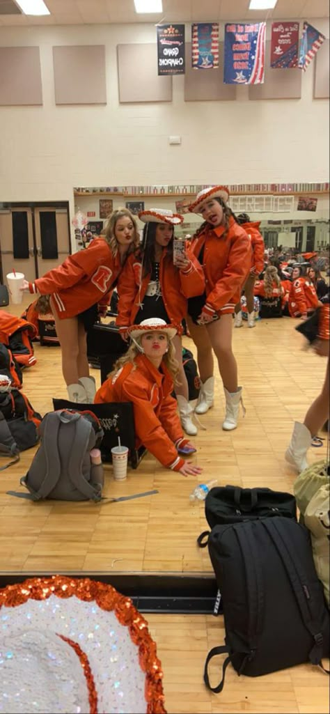 Dance Team High School, High School Dance Team Aesthetic, Highschool Dance Team, Drill Team Aesthetic, Dance Team Outfits, Dance Team Aesthetic, High School Drill Team, Dance Drill Team, Dance Team Clothes