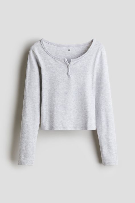 Top in soft cotton jersey. Round  ribbed neckline  short button placket  and long sleeves. Cute Undershirts, Stuff To Add To Your Wishlist, Best Basics For Women, Cute Aesthetic Shirts, H&m Basics, H&m Fits, Cute Basic Tops, Summer Stuff To Buy, Cheap Wishlist Ideas