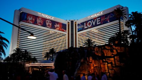 Why The Mirage is closing after 34 years Mirage Las Vegas, Tropicana Las Vegas, Mirage Hotel, Vegas Skyline, Las Vegas Boulevard, Metropolitan Police, Las Vegas Resorts, The Mirage, Vegas Hotel