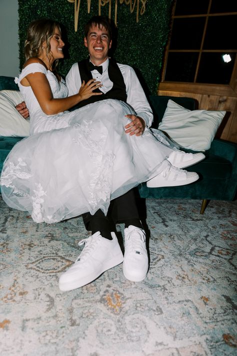 Wedding Nikes Groom, Wedding Reception Nikes, Matching Shoes For Couples Wedding, Sneakers At Wedding, Wedding In Sneakers, White Sneakers Wedding Dress, Matching Sneakers Couples Wedding, Wedding Sneakers For Groom, Groom Sneakers Wedding