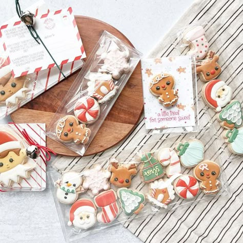 Clear Cookie Box Packaging, Business Cookies Decorated, Sugar Cookie Packaging, Cookie Printable, Christmas Cookies Packaging, Cookies Design, Clear Cookies, Bird Cookies, Balloons Cake