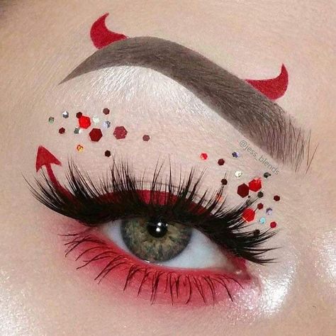 Halloween Eye Makeup Ideas, Devil Makeup, Halloween Make-up Looks, Holloween Makeup, Drag Make-up, Cute Halloween Makeup, Halloween Makeup Diy, Cool Halloween Makeup, Halloween Eye Makeup