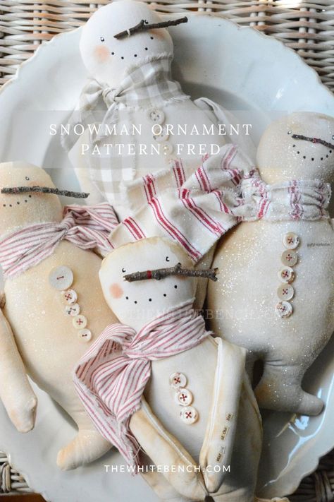 Fabric Snowman Diy Primitive Snowmen, Primitive Snowman Ornaments, Primitive Snowmen Patterns Free Printable Christmas Snowman, Primitive Sewing Pattern, Primitive Christmas Patterns, Easy Primitive Crafts, Primitive Snowmen Patterns, Fabric Snowman, Homemade Christmas Gift