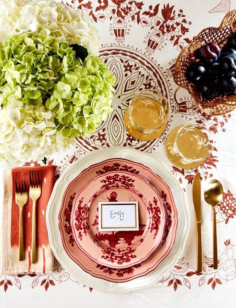 A tone-on-tone color palette with accents of brass makes this scheme suitable for a long al fresco lunch or a candlelit dinner. We went heavy on pattern, starting with Penny Morrison’s tribal drawings-inspired tablecloth. Then, we layered on both the dinner and salad plate in the Oriente Italiano pattern. William Yeoward Crystal, Modern Centerpieces, Richard Ginori, Candlelit Dinner, Thanksgiving Traditions, Thanksgiving Table Settings, Thanksgiving Tablescapes, Woven Placemats, Rich Color Palette