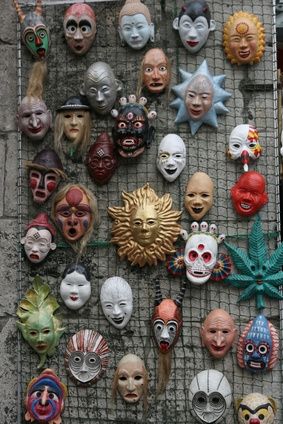 Easy Paper Mache, Spirit Goddess, Mascara Papel Mache, Paper Mache Masks, Paper Head, Paper Mache Projects, Paper Mache Mask, Making Paper Mache, Mascaras Halloween