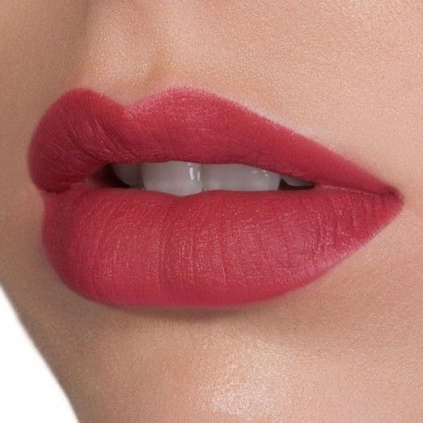 Light Red Wedding, Wedding Lip Color, Pinkish Red Lipstick, Lips Images, Wedding Lip, Nabla Cosmetics, Coral Lipstick, Color Splash Photography, Splash Photography