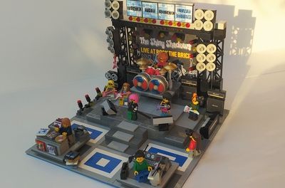 LEGO IDEAS - Music to our ears! - Grease Lightning Jukebox Stage Grease Lightning, Rock Stage, Music Club, Guitar Riffs, Corner Shop, Lego Builds, Modular Building, The Brick, Lego Ideas