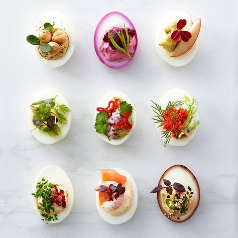 Marbled Deviled Eggs, Extravagant Appetizers, Pretty Plated Food, Easy Three Course Meals, Fine Dining Fingerfood, Deviled Eggs Plating, Creative Deviled Eggs, Tulip Deviled Eggs, Spring Fine Dining