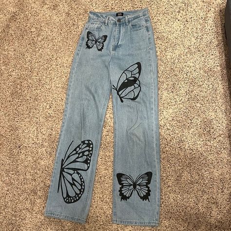 1/25, blue jean with butterfly pattern, simple society Jeans Painting Butterfly, Butterfly Painting On Jeans, Painting On Blue Jeans, Butterfly Painted Jeans, Diy Jeans Ideas, Butterfly Jeans, Custom Jeans Diy, Butterfly Pants, Butterfly Man