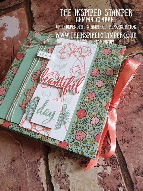 Family Scrapbook Layouts, Chicken Scratch Embroidery, Mini Photo Albums, Girl Scout Crafts, Stampin Up Project, Mini Album Tutorial, Glue Book, Family Scrapbook, Mini Scrapbook