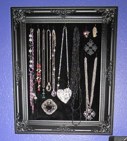 Goth It Yourself, Jewerly Display, Goth Bedroom, Jewerly Displays, Diy Jewelry Display, Jewelry Box Diy, Decor Ikea, Jewelry Displays, Inexpensive Home Decor