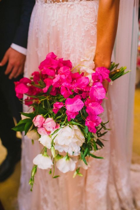 Bougainvillea Wedding Bouquet, Bridal Bouquette, Bougainvillea Bouquet, Bougainvillea Wedding, Pink Bougainvillea, Light Pink Roses, Bride's Bouquet, White Carnation, Wedding Spain