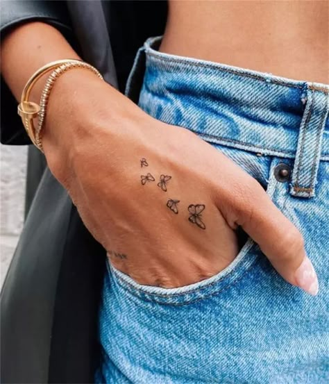 butterfly tattoo on hand Butterfly Hand Tattoo, Tato Minimal, Hand And Finger Tattoos, Petite Tattoos, Hand Tattoos For Women, Inspiration Tattoos, Small Hand Tattoos, Classy Tattoos, Cute Tattoos For Women