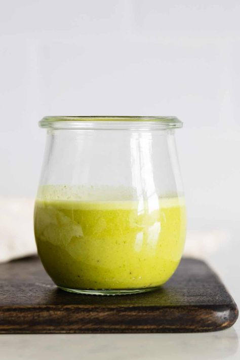 Lemon Poppy Seed Dressing, Homemade Salad Dressing Healthy, Avocado Salad Dressing, Healthy Dressing, Salad Dressing Recipes Healthy, Citrus Dressing, Poppy Seed Dressing, Cilantro Lime Dressing, Salad Dressing Recipes Homemade