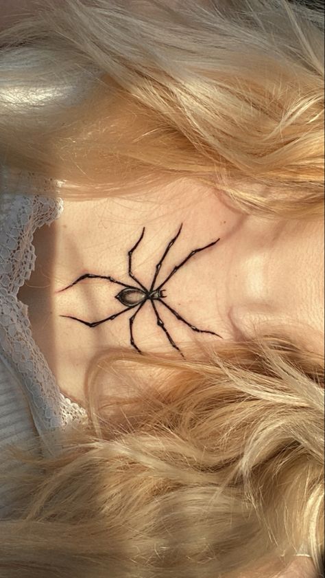 Spider Web On Neck Tattoo, Spider Tattoo On Collarbone, Spider Tattoo Collarbone, Spider Collar Bone Tattoo, Spider Neck Tattoo, Spider Tattoo, Collar Bone Tattoo, Collar Bone, Creative Tattoos