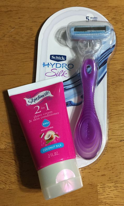 Clean shave? ✔️ Conditioned and moisturized legs? ✔️ Dry shave? ✔️ All the confidence of touchably smooth legs? ✔️ I'm getting #Skintimate with my NEW 2-in-1 Shave Cream & Skin Conditioner! #ad #FreeSamp Best Shaving Cream For Women, Natural Shaving Cream For Women, Dove Shaving Cream, Shaving Cream For Women, Sensitive Shaving Cream, Womens Shaving Cream, Best Shaving Cream, Clean Shave, Smooth Legs