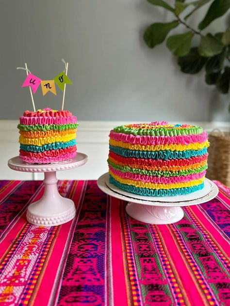 Fiesta Bday Cake, Three Amigos Birthday Party, Four Esta Birthday, Threeesta Party Decorations, Three Esta Birthday Party Cake, Fiesta Theme Party Cake, Threesta Birthday Party, Fiesta Cake Ideas, First Fiesta Cake