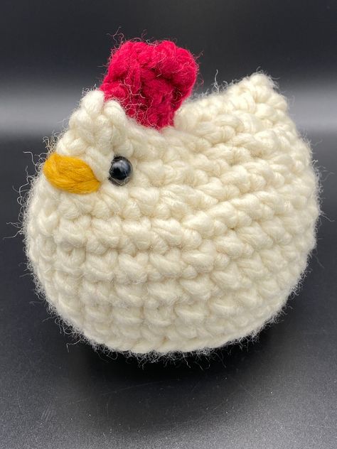 Chunky Chicken Crochet Pattern, Crochet Emotional Support Chicken, Crochet Fluffy Chicken, Crochet Chicks In Eggs, Chicken Plushie Crochet, Chick Crochet, Crocheted Amigurumi, Crochet Chicken, Crochet Wool