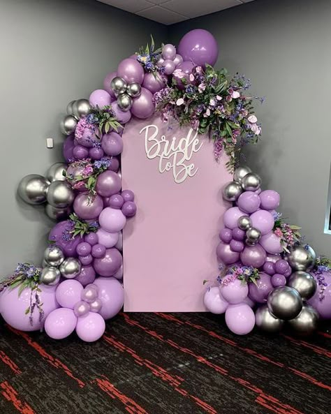 Birthday Photobooth Ideas Backdrops, Purple And Gold Decorations, Birthday Photobooth Ideas, Purple Bridal Shower Ideas, Tangled Theme, Party Tricks, Balloon Gifts, Mrs Robinson, Photobooth Ideas