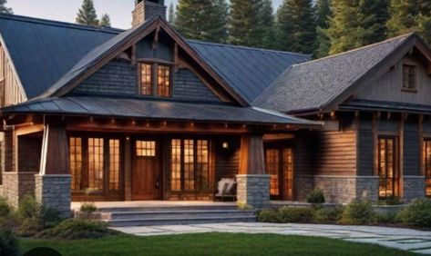 Rustic Home Exterior Colors, Craftsman Style Homes Exterior Color, Old Craftsman Style Homes, Rustic Craftsman House Plans, Lakehouse Design, Craftsman House Exterior, Craftsman Bungalow Exterior, Craftsman Interior Design, Craftsman Houses