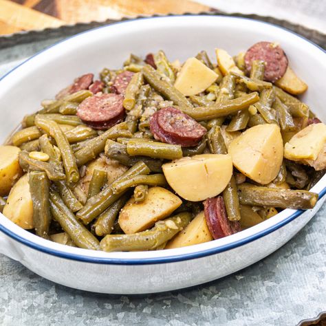 Instant Pot Southern Style Green Beans Green Beans And Sausage, Sausage Green Beans And Potatoes, Church Dinner Ideas, Potatoes And Smoked Sausage, Sausage Green Beans, Green Beans Chicken, Southern Green Bean Recipes, Greens Recipe Soul Food, Sausage And Green Beans