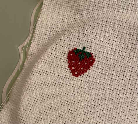 Cross Stitching Aesthetic, Strawberry Embroidery Pattern, Aesthetic Cross Stitch, Cross Stitch Aesthetic, Cottagecore Cross Stitch, Strawberry Cross Stitch, 101 Goals, Bella Core, Cottagecore Embroidery