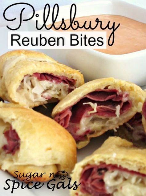 Reuben Bites, Sandwiches For A Party, Mini Reuben Sandwiches, Reuben Sandwiches, Bacon Corn, Healthy Dressing, Fresh Cranberry, Holiday Appetizers Easy, Pillsbury Recipes