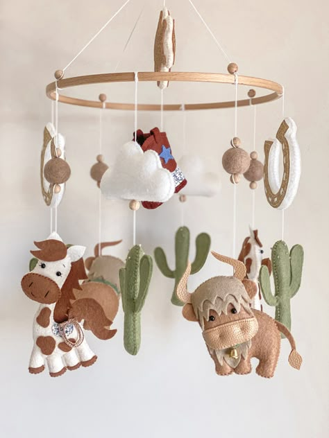 Wild West Felt Mobile Kids Decor Nursery Decor Baby Cowboy Cactus Horse Sheriff Horseshoe - Etsy Baby Nursery Ideas For Boy Country Cowboy Room Western Theme, Western Baby Room, Western Nursery Baby Boy, Wild West Nursery, Farm Baby Nursery, Western Baby Nurseries, Country Baby Rooms, Mobile Kids, Cowboy Cactus