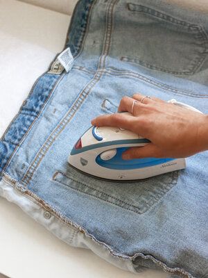 Denim Painting 101: How to Use Fabric Medium | Kessler Ramirez Art & Travel Jean Painting, Denim Painting, Paint Clothes, Painting 101, Painting Instructions, Colored Tape, Painting Details, Jeans Design, Altered Clothing