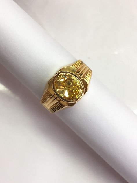 Pukhraj Stone Ring Design Gold Men, Yellow Sapphire Ring Men Gold, Pukhraj Ring Design Men, Yellow Sapphire Ring Men, Sapphire Ring Men, Pukhraj Ring, Gents Gold Ring, Man Gold Bracelet Design, Stone Rings For Men