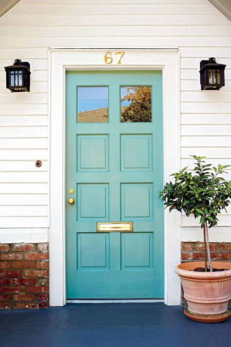 19 Bold Front Door Colors - Southern Living Bold Front Door Colors, Bold Front Door, Teal Front Doors, Teal Door, Unique Front Doors, Front Door Color, Green Front Doors, Blue Front Door, Front Door Paint