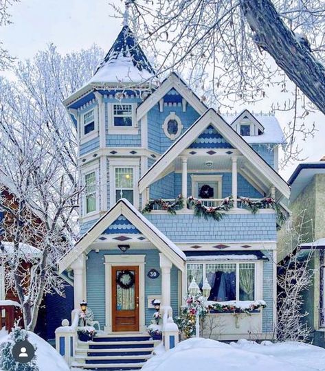 Regina Saskatchewan, Victorian Style Homes, Casa Vintage, Victorian Architecture, Fantasy House, Cute House, Sims House, Dream House Exterior, Blue House