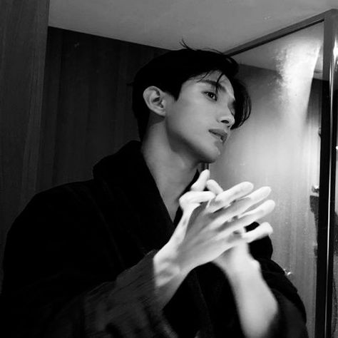 seventeen dokyeom icon Seventeen Icons Dark, Dokyeom Icons, Dk Seventeen Icon, Dk Icons, Seventeen Dokyeom, Seventeen Lee Seokmin, Kpop Seventeen, Lost Stars, Dark Icons