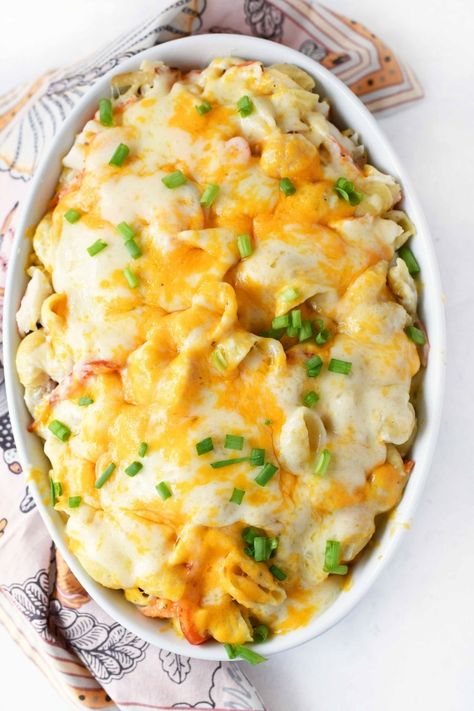 Seafood Pasta Casserole Recipes, Crab Pasta Bake, Crab Meat Casserole Recipes, Crab Casserole Recipes, Cheesy Crab Casserole, Pasta With Crab Meat, Crab Meat Pasta, Crab Pasta Recipes, Crab Casserole