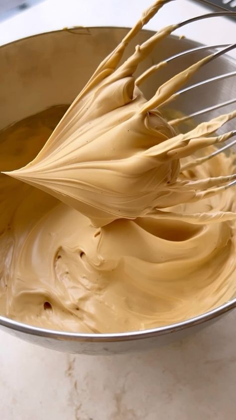 Nour Kandler | WHIPPED CARAMEL GANACHE RECIPE / RECETTE DE LA GANACHE MONTÉE CARAMEL 🇬🇧🇫🇷 The beautifully golden smooth whipped caramel ganache, so… | Instagram Whipped Caramel Ganache, Caramel Ganache Recipe, Whipped Caramel, Caramel Ganache, Whipped Ganache, Valrhona Chocolate, Ganache Recipe, Double Cream, Caramel Creams