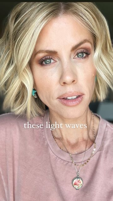 Bent Waves Short Hair, How To Do Beach Waves For Short Hair Wavy Bobs, How To Curl Chin Length Bob, Jocelyn Mcclellan Hair 2023, Short Hair Waves Styles, Short Hair Soft Curls, Short Hair Loose Curls, How To Curl A Bob, Loose Curl Bob