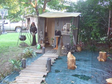 voodoo bayou shack, Halloween, tarp and makeshift bridge Voodoo Halloween Decorations Diy, Bayou Halloween, Swamp Witch Halloween Decor, Swamp Shack Halloween, Voodoo Bayou Halloween, Haunted Bayou Halloween, Outdoor Halloween Swamp, Haunted Swamp Halloween, Swamp Room Haunted House