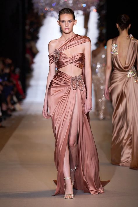 Zuhair Murad S\S Haute Couture 2024 Fashion Draping, Zuhair Murad Haute Couture, Zuhair Murad, Outfit Look, Couture Gowns, Glam Dresses, Spring 2024, Couture Collection, Couture Fashion