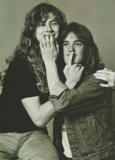 diamondog66: “ Dave and David (June,2010,BURRN!) Peace Sells… era (in 1987) ” Dave Mustaine And David Ellefson, David Ellefson, Dave Mustaine, Metal Fan, Skid Row, Joan Jett, Motley Crue, Thrash Metal, Band Members