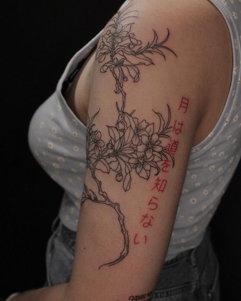 Japanese Tattoo Placement, Tan Hua Flower Tattoo, Matching Asian Tattoos, Red And Black Shoulder Tattoo, Women’s Inner Arm Tattoo, Asian Style Tattoos Women, Cherry Blossom Tattoo Upper Arm, Japanese Word Tattoos Women, Back Tattoos Red Ink