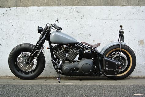 ’98 SOFTAIL | BLACKTOP MOTORECYLCE Harley Davidson Softail Bobber, Motos Bobber, Honda Bobber, Softail Bobber, Harley Fatboy, Softail Springer, Harley Davidson Model, Softail Custom, Harley Davidson Fatboy