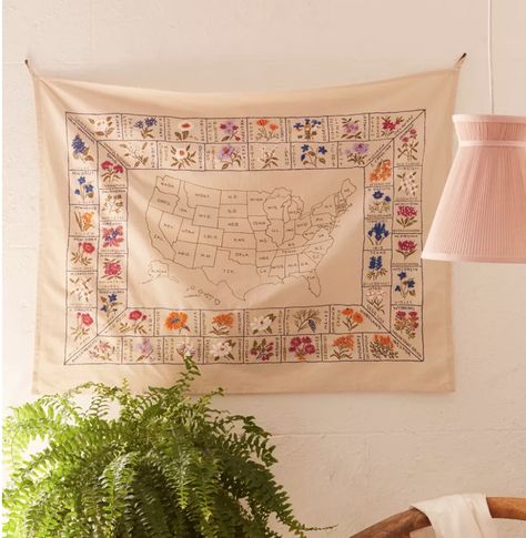 Urban Outfitters Tapestry, Map Tapestry, Floral Map, Embroidered Tapestry, Prom Dresses Blue, Get Back, Embroidered Flowers, Room Inspo, Urban Outfitters