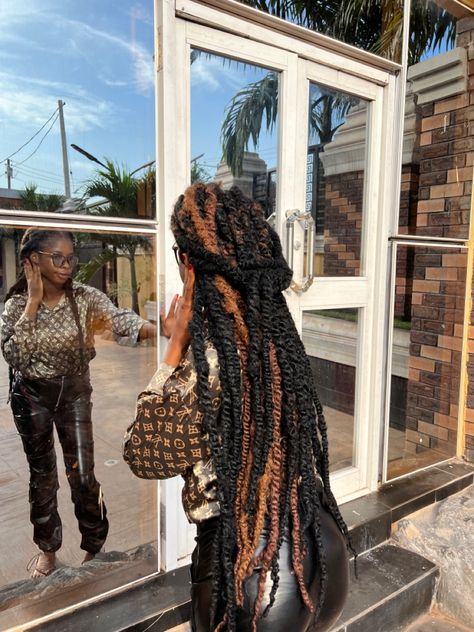 Jumbo Marley Twists Long, Jumbo Rope Twist, Jumbo Marley Twists, Jumbo Twists, Long Dreads, Marley Hair, Marley Twists, Hair Idea, Rope Twist