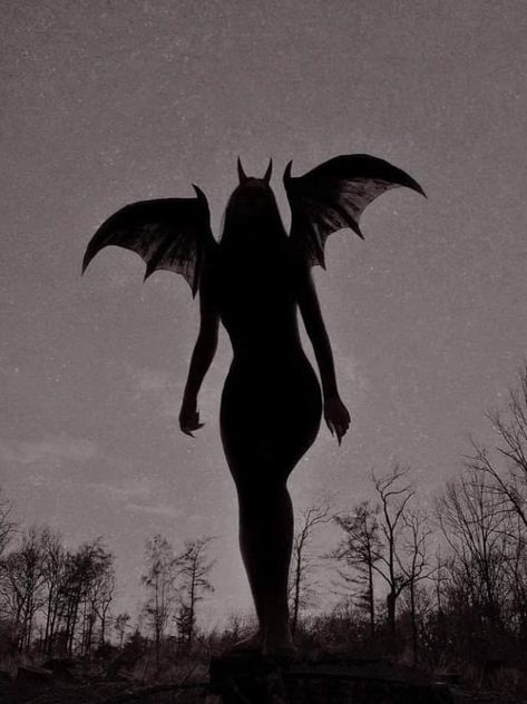 Demon Aestethic Girl, Demon Girl Aesthetic, Female Demon, Demon Aesthetic, Female Demons, Demon Girl